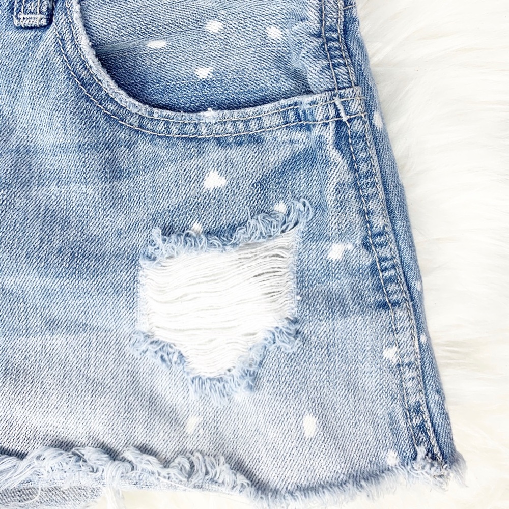 Hollister Cut Off Jean Shorts Distressed Bleached - Picture 3 of 7